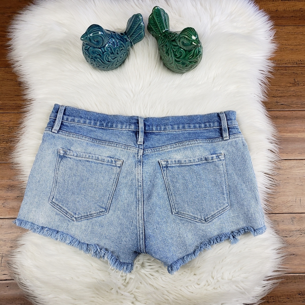 FRAME Le cutoff kerwin denim shorts size 29